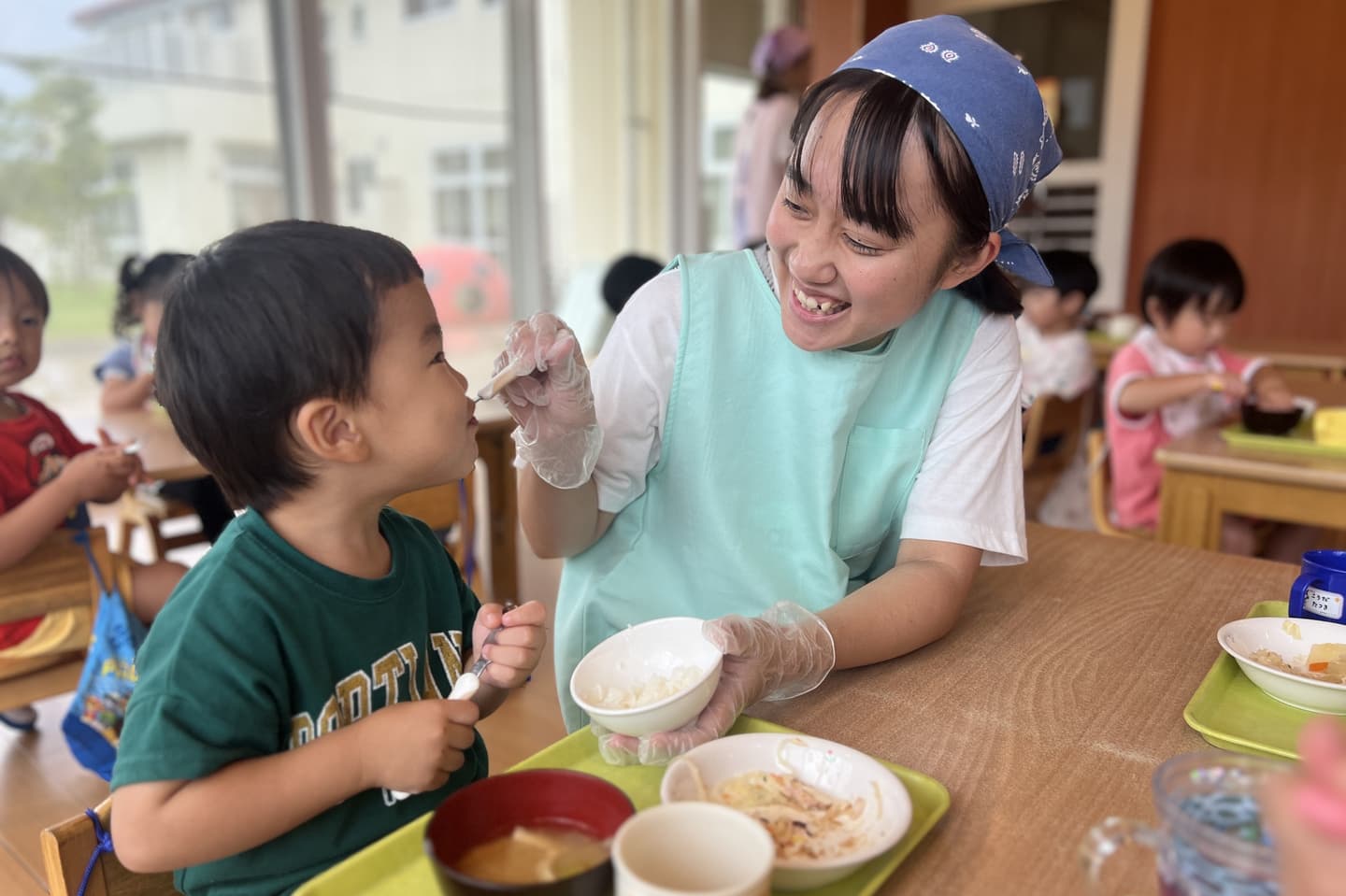 子どもと保育士